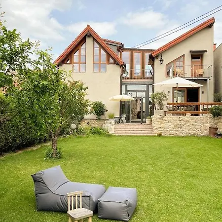 Ferienhaus Stilvolle Landhausidylle Mit Garten&sauna Hillesheim (Mainz-Bingen)