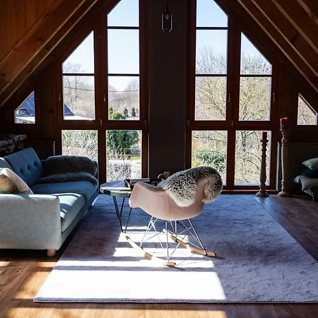 Stilvolle Landhausidylle Mit Garten & Sauna 힐스하임