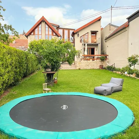 Stilvolle Landhausidylle Mit Garten&sauna Ferienhaus *
