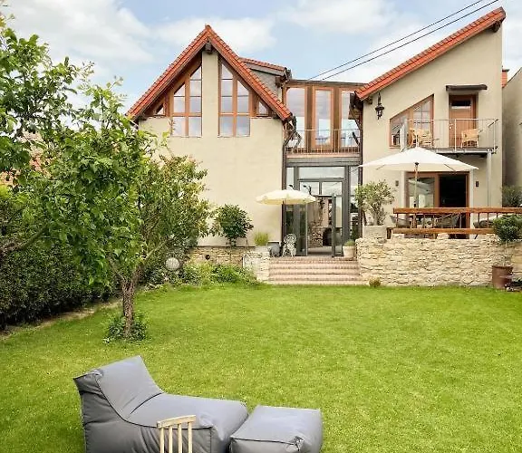 펜션 Stilvolle Landhausidylle Mit Garten & Sauna 힐스하임