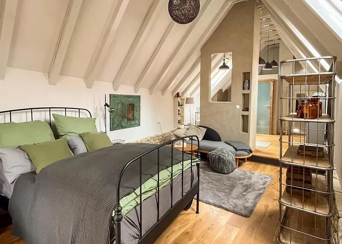 Stilvolle Landhausidylle Mit Garten & Sauna 힐스하임