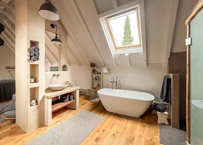 Stilvolle Landhausidylle Mit Garten & Sauna